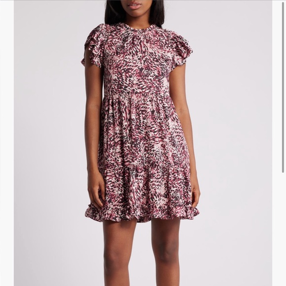 Chelsea28 Dresses & Skirts - Chelsea28 Pink Animal Printed Puff Sleeve Tiered Satin Minidress Ladies XL